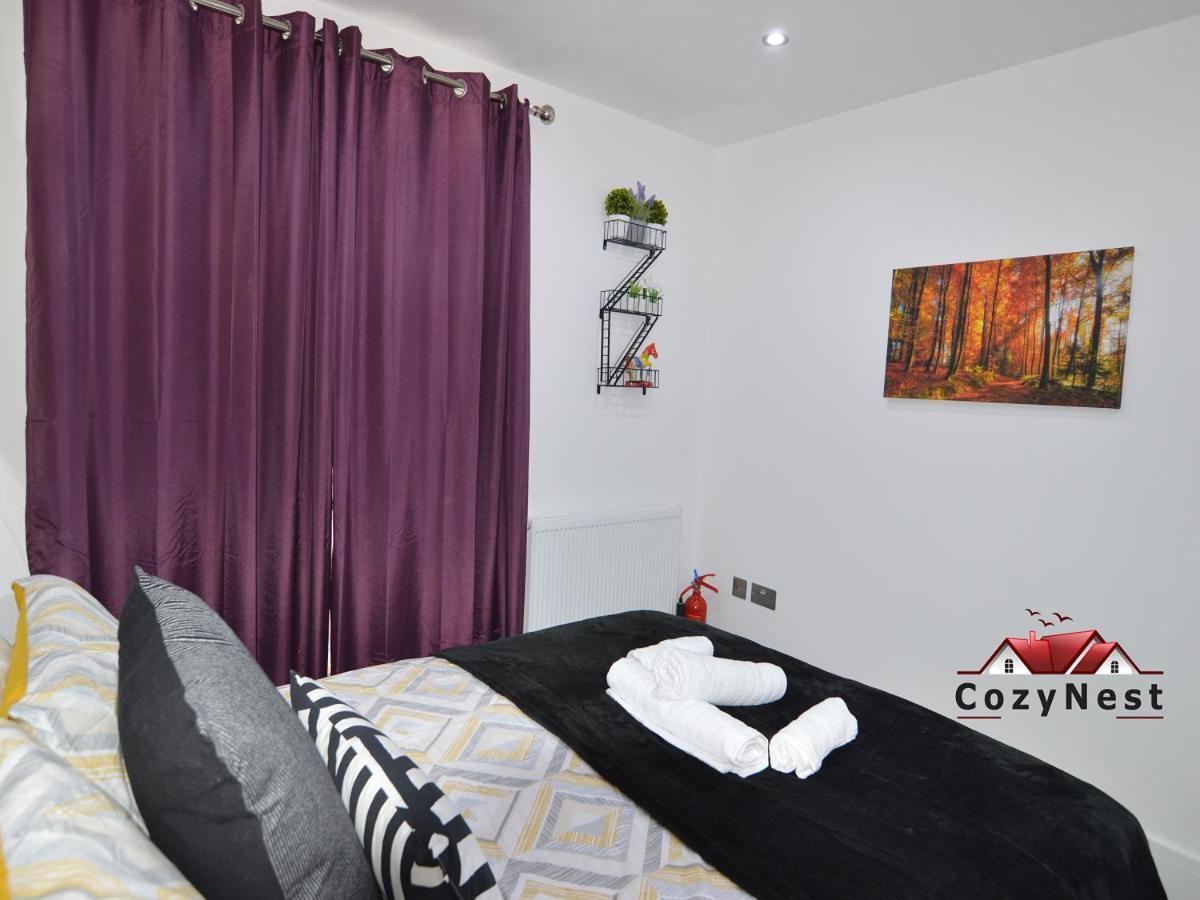 Luxury Central Self Contained Flat By Cozynest เรดดิ้ง ภายนอก รูปภาพ