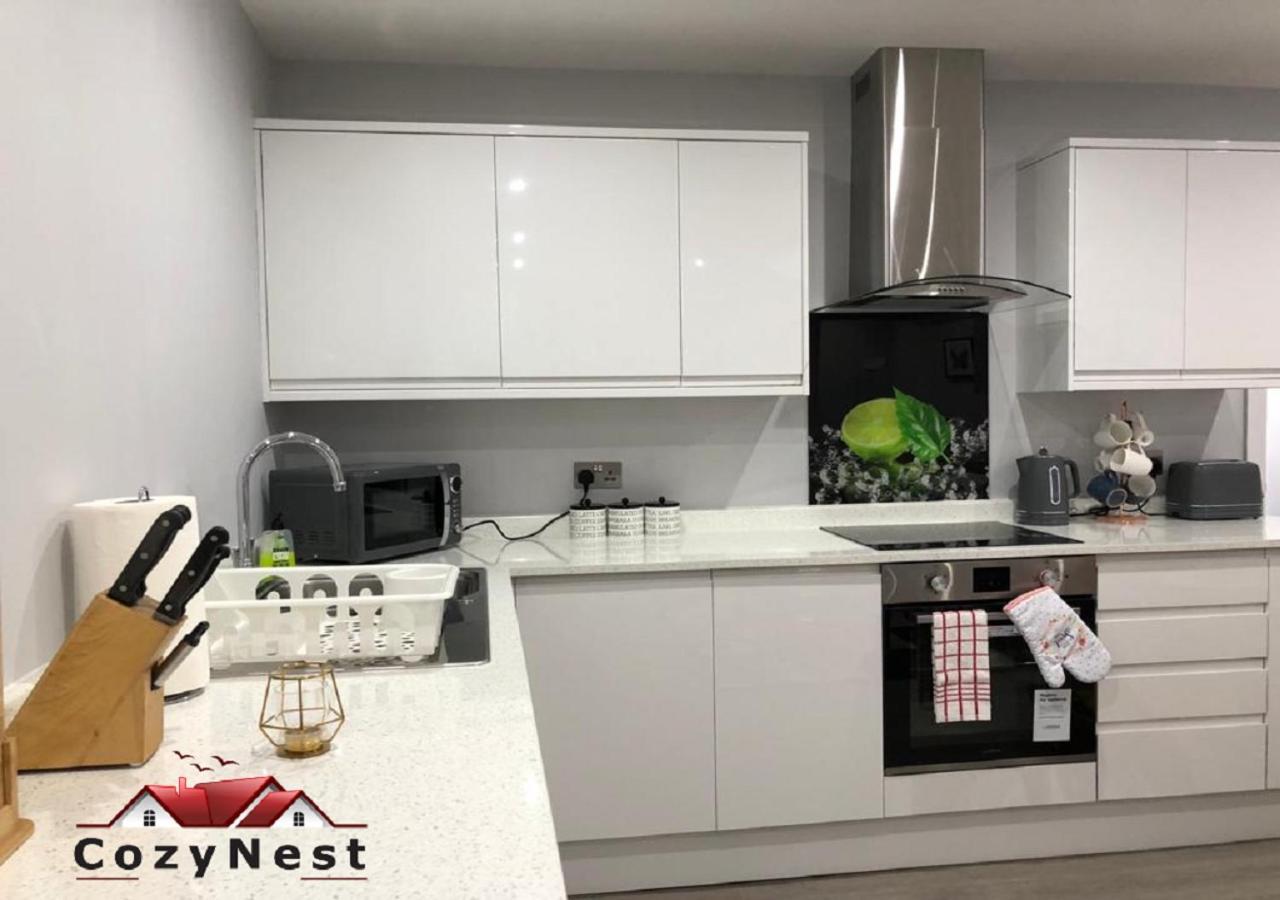 Luxury Central Self Contained Flat By Cozynest เรดดิ้ง ภายนอก รูปภาพ