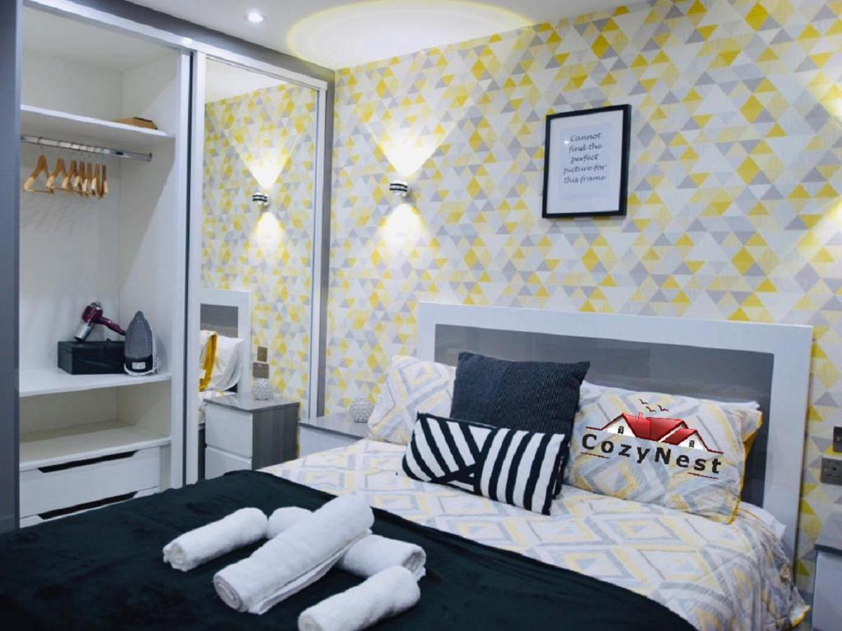 Luxury Central Self Contained Flat By Cozynest เรดดิ้ง ภายนอก รูปภาพ