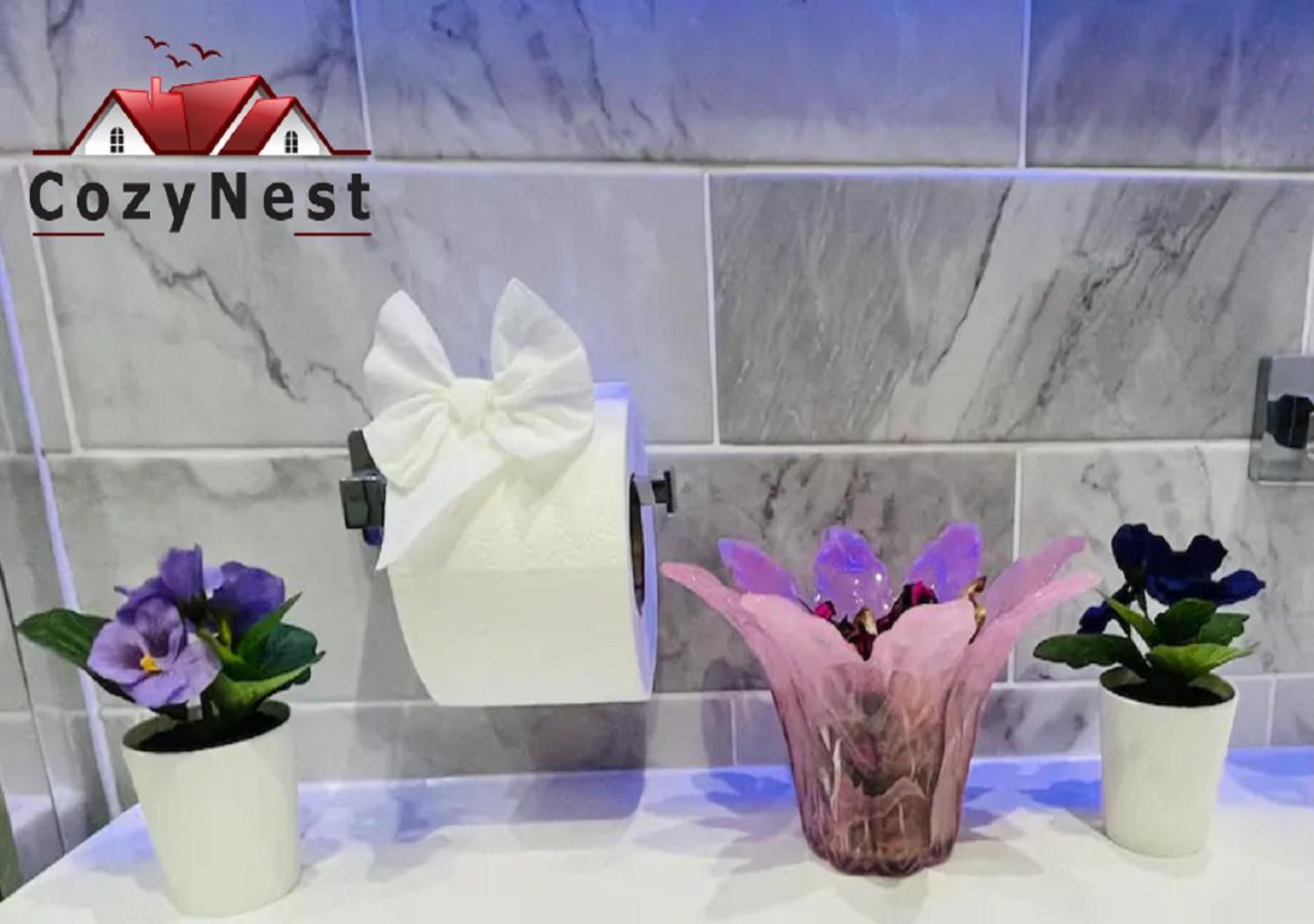 Luxury Central Self Contained Flat By Cozynest เรดดิ้ง ภายนอก รูปภาพ